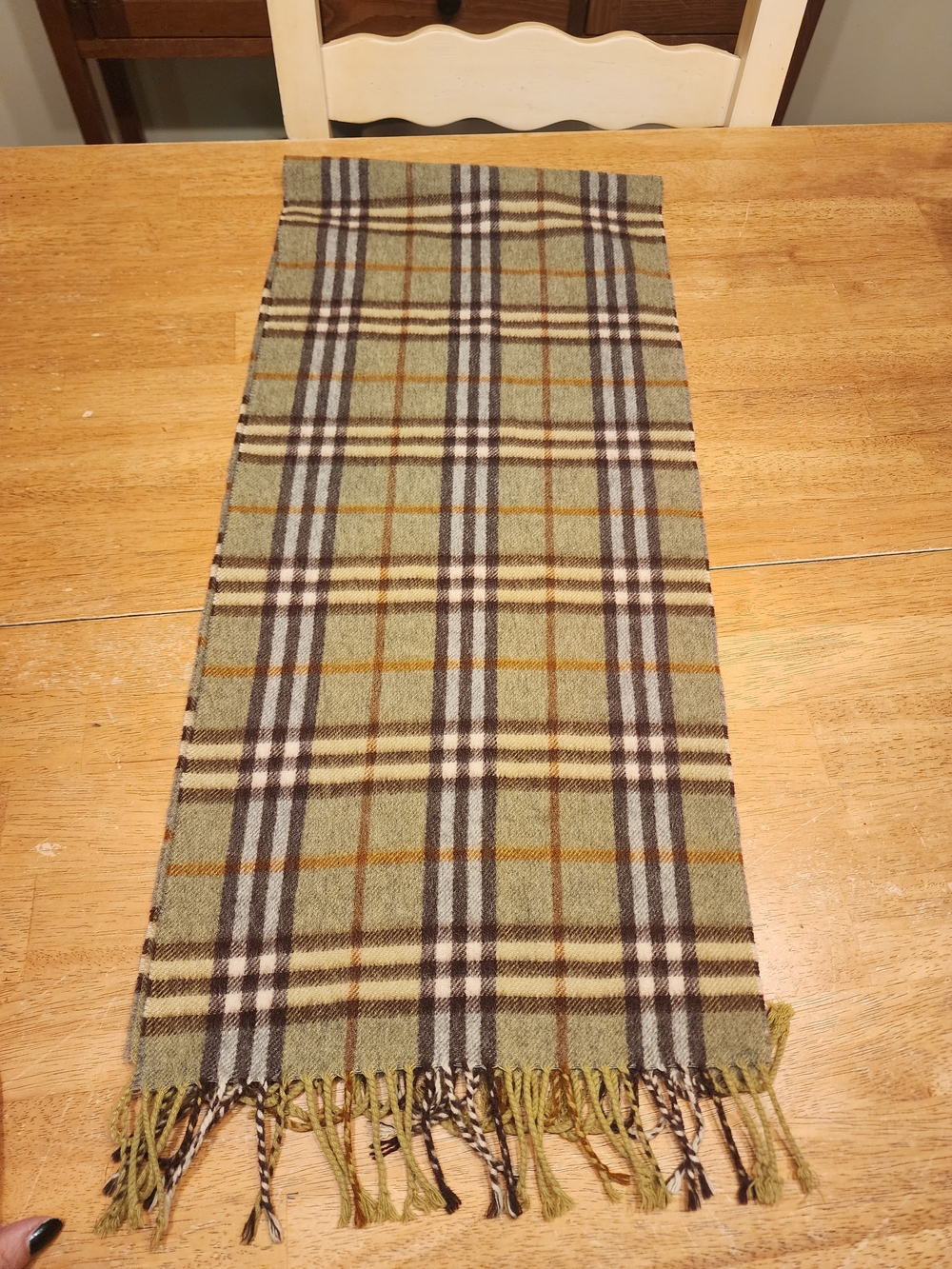 vintage Cashmere Burberrys classic Nova Check scarf rare sage/olive green